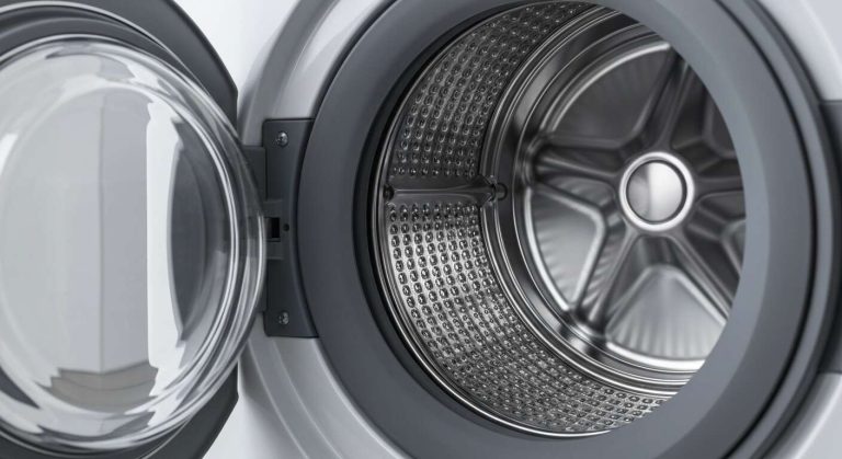 Fini les traces de calcaire sur les parois de votre machine à laver : le nettoyage simple à faire une fois par saison